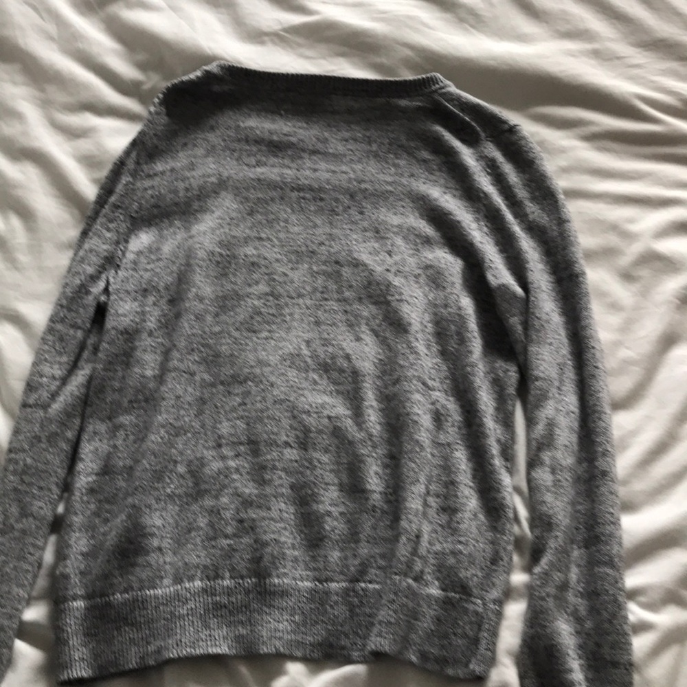 women’s gap gray sweater - Picture 2 of 3